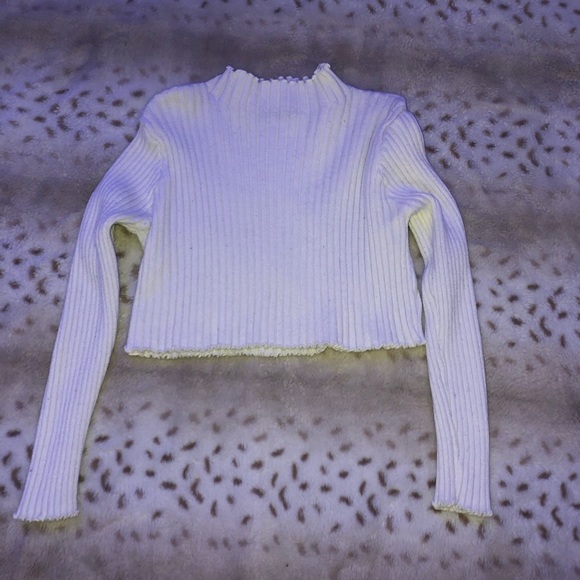 shein cropped long sleeves turtleneck . - Picture 4 of 7